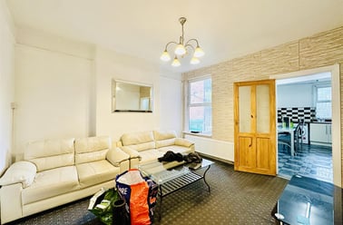 Lenton Boulevard, Radford, Nottingham - Image 3